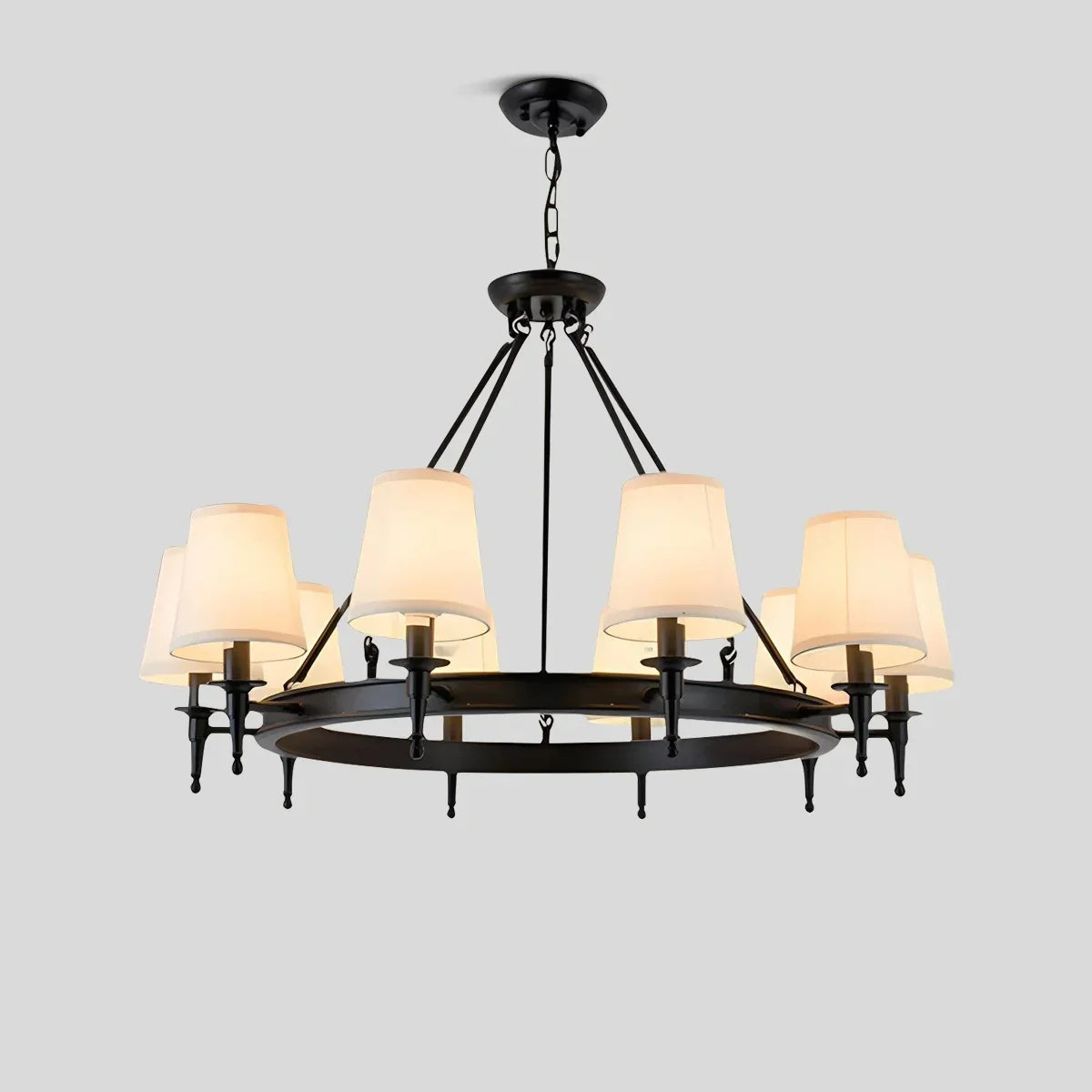 Vintage-Kronleuchter aus Metall und Stoff mit ringförmigem Design | Desfino