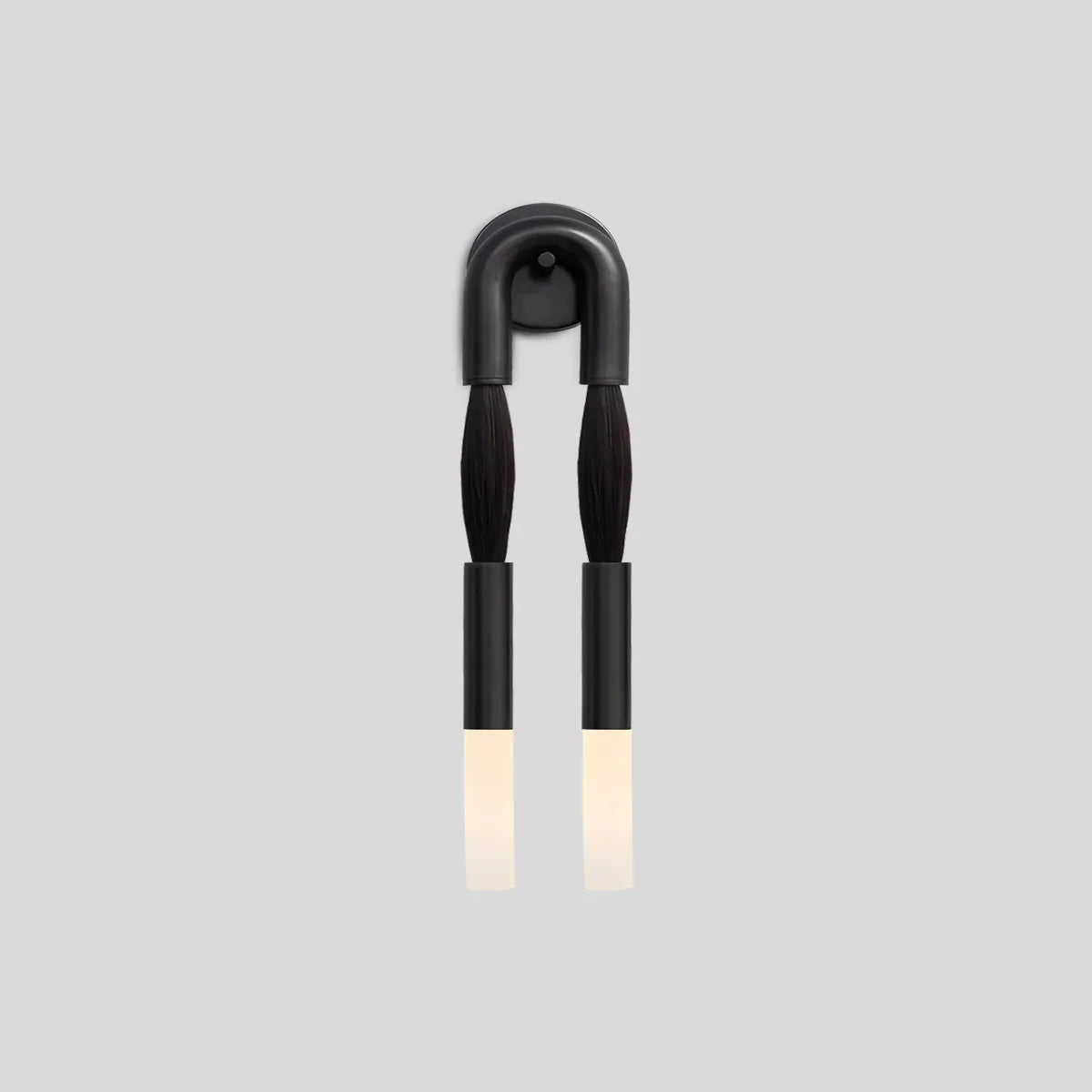 Horsehair U-Shaped Wall Lamp | Desfino