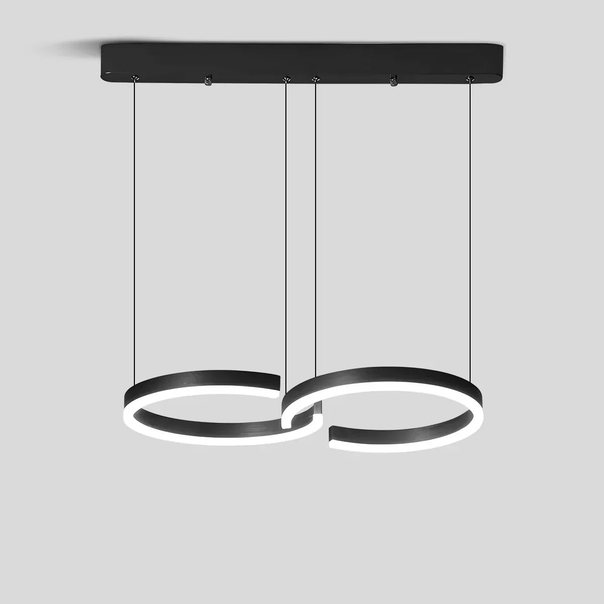 Nordische Pendelleuchte im luxuriösen Stil mit doppeltem C-Design | Desfino