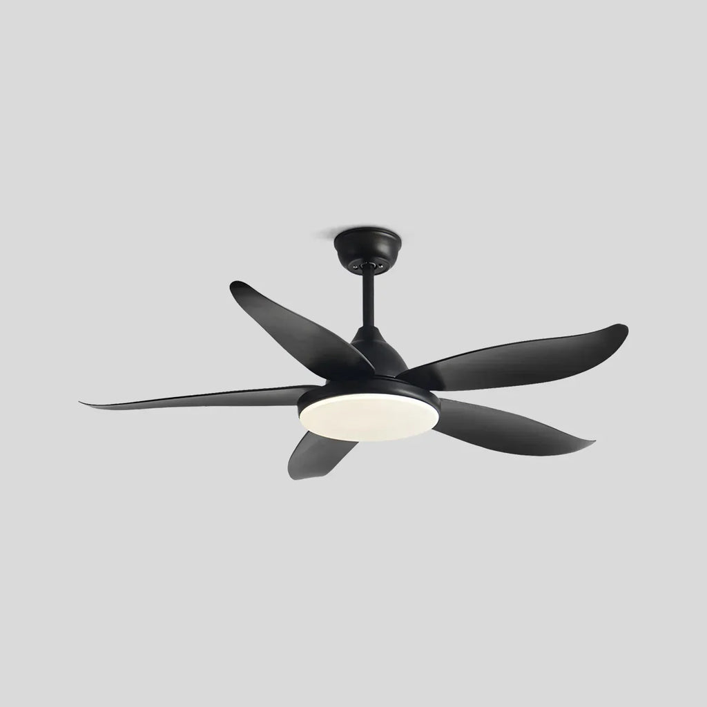 Moderner Deckenventilator mit 5 Flügeln und Lampe | Desfino