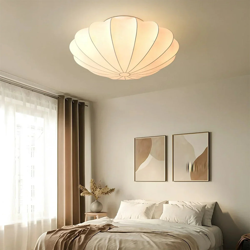 Moderne Deckenleuchte in Seidenlaternenform für das Schlafzimmer | Desfino