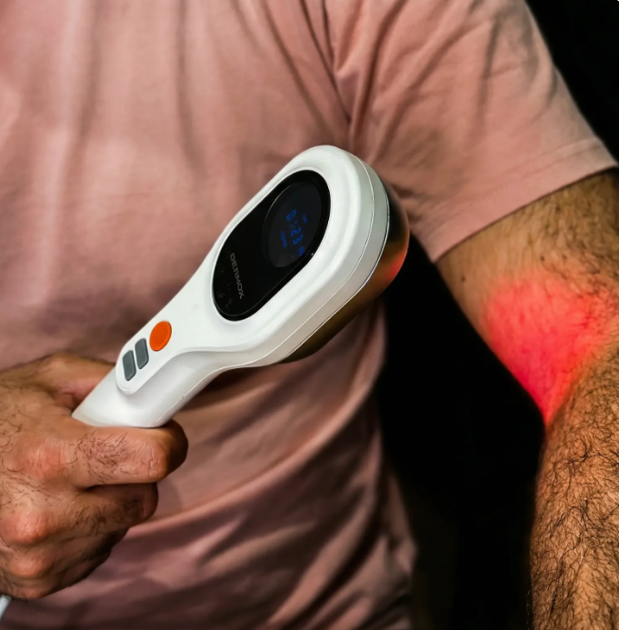 Bezprzewodowe urządzenie do zimnej terapii laserowej — 21 diod, czerwone światło 650nm/bliska podczerwień 808nm - Desfino