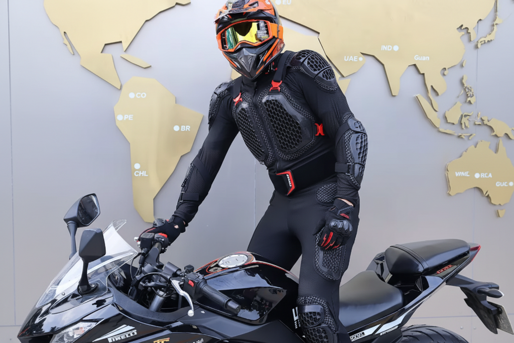 CE-sertifisert motorsykkeljakke med beskyttelse — Skuldre, albuer, bryst og rygg - Desfino
