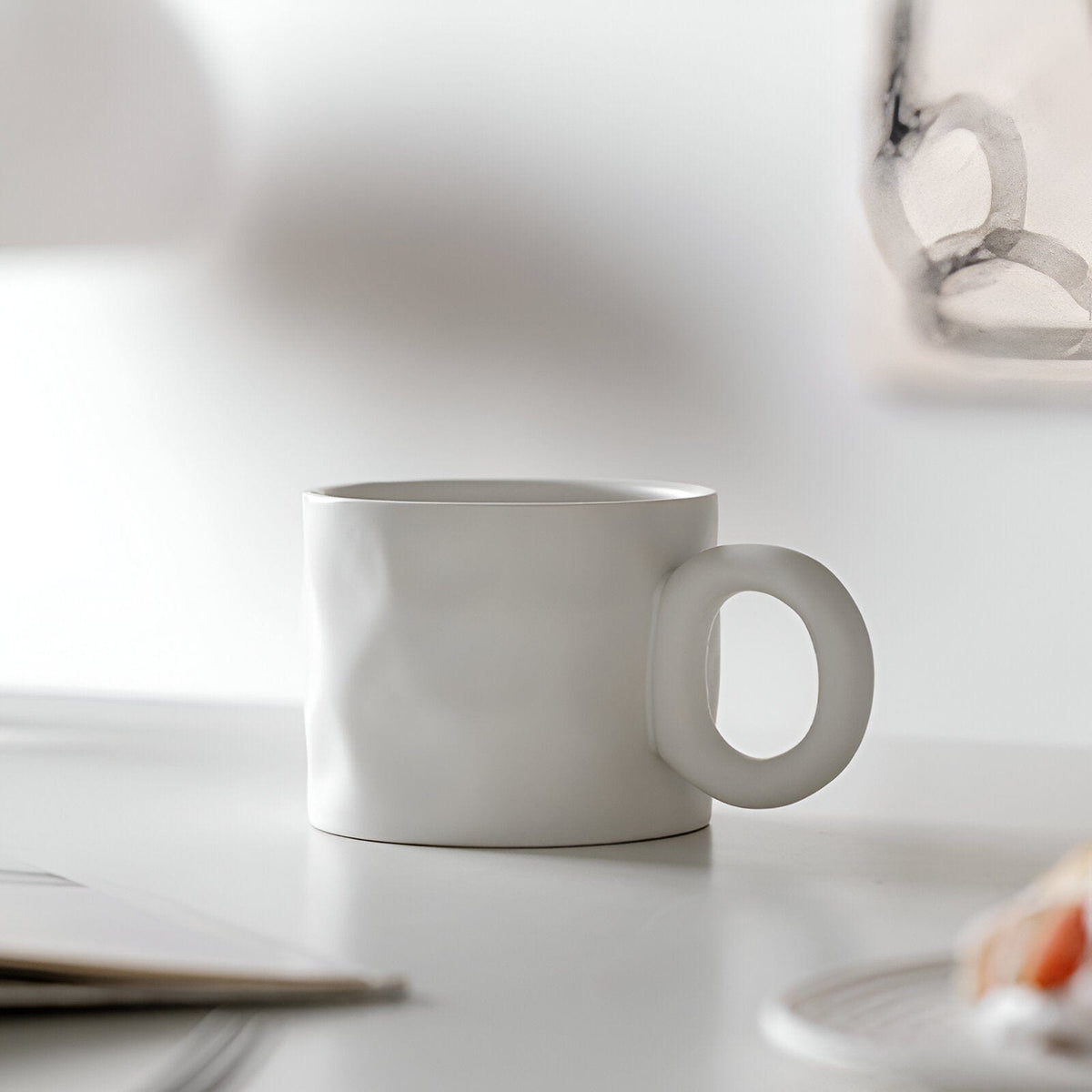 Tasse à café en céramique bleue Viora — design émaillé avec anse en anneau - Desfino