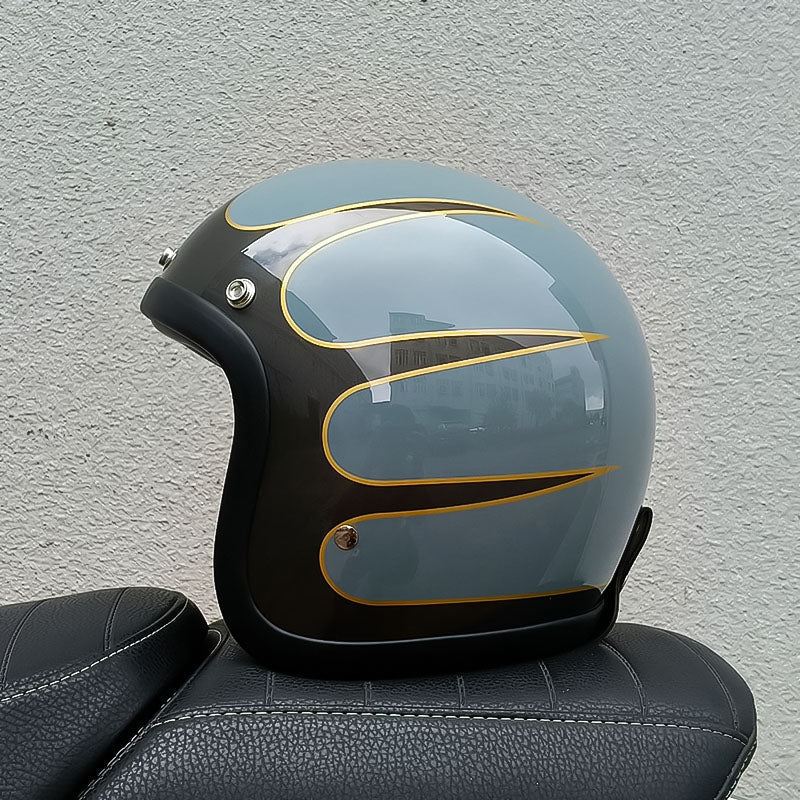 קסדת אופנוע רטרו AeroGuard עם אישורי DOT ו-ECE