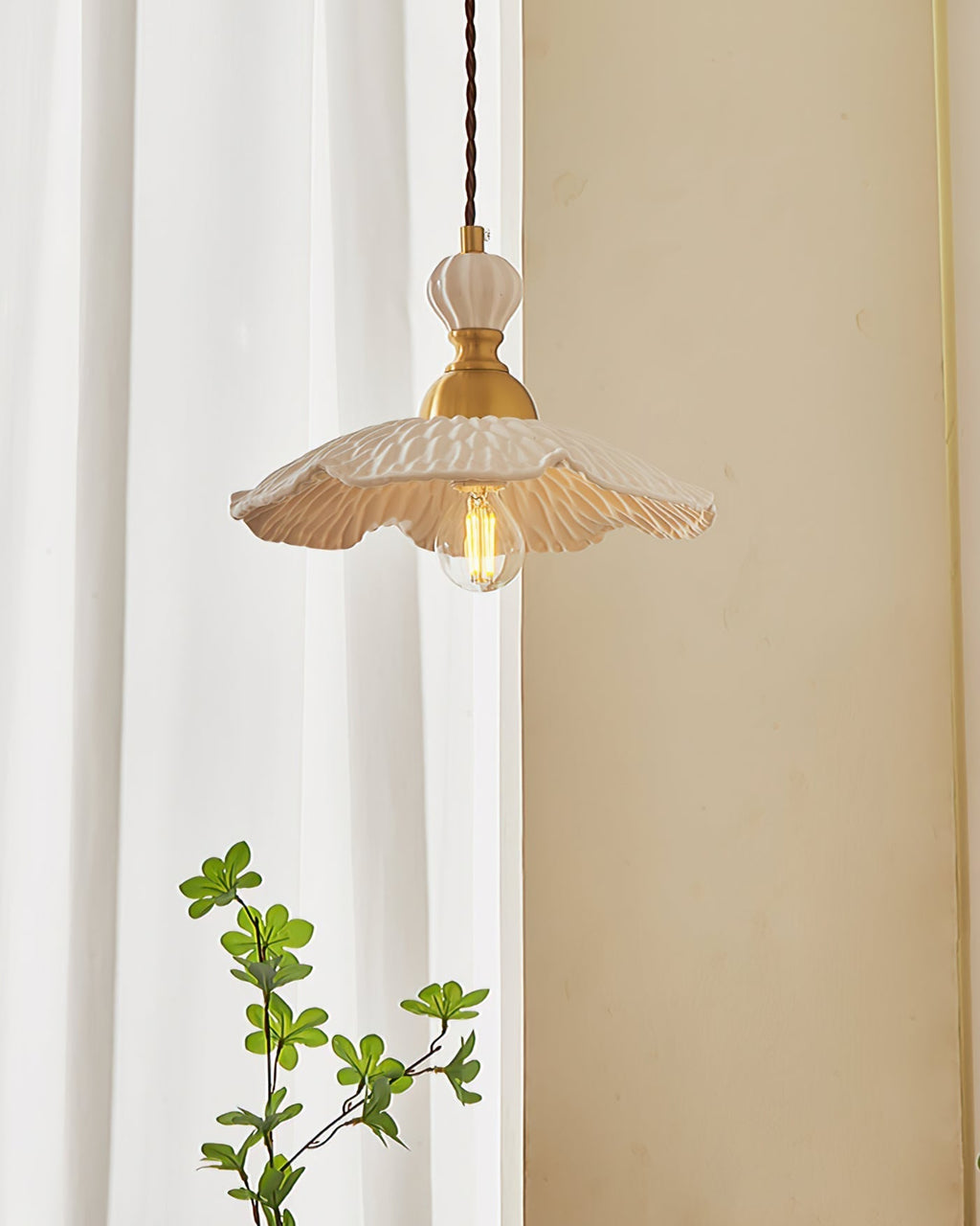 Chrasy Ceramics Pendant Lamp for Dining Area | Desfino