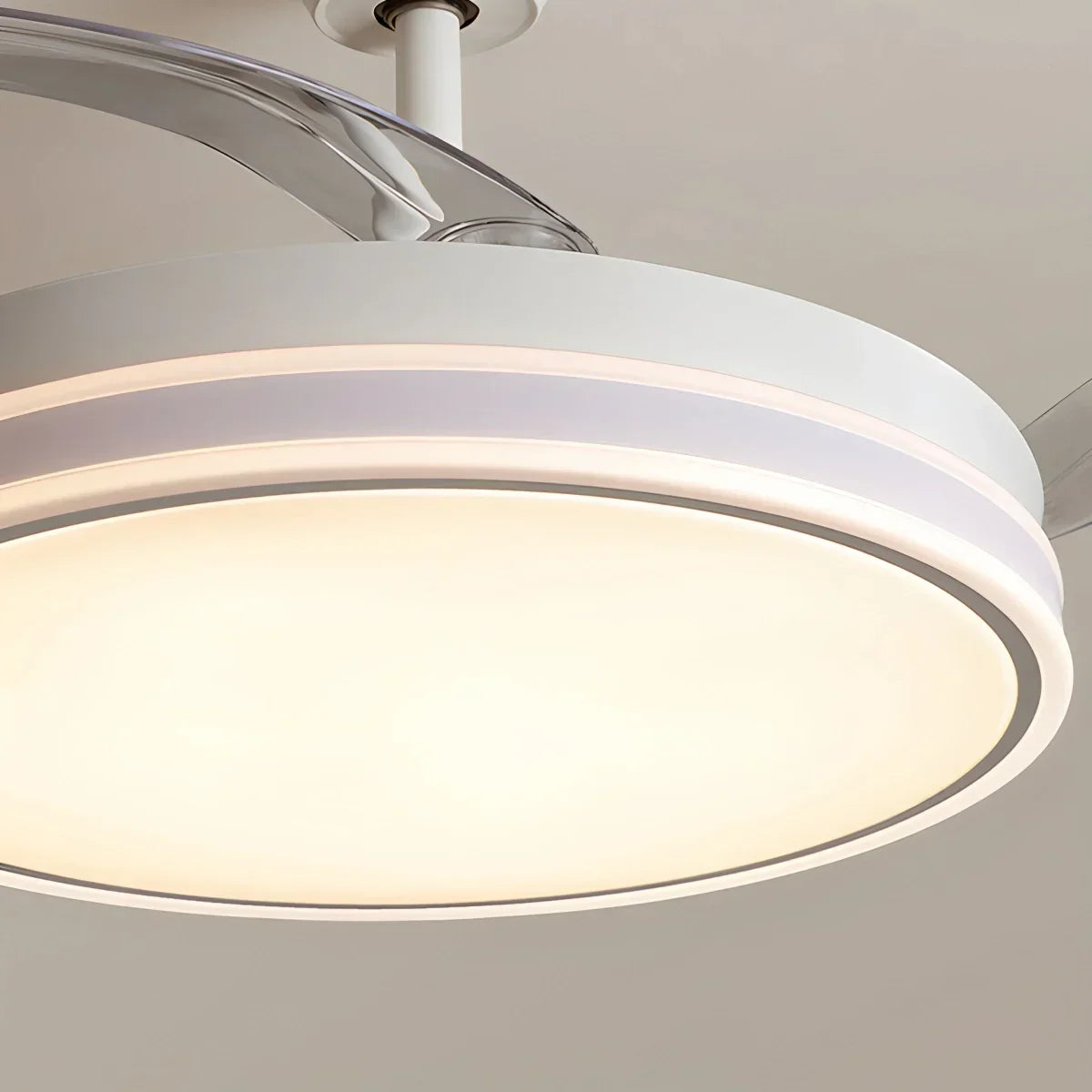 Modern Ceiling Fan with LED Light & Remote Control | Desfino