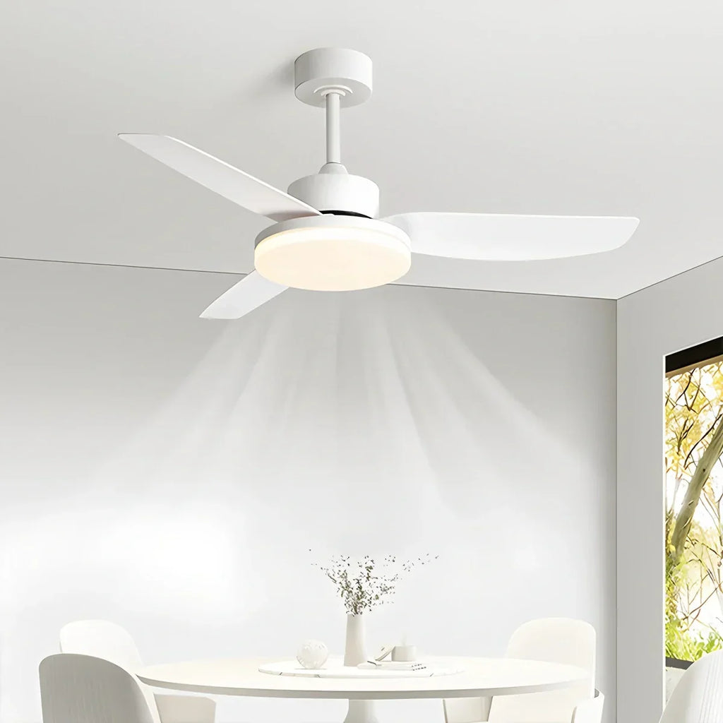 Weiße Deckenventilatorleuchte mit Fernbedienung | Desfino