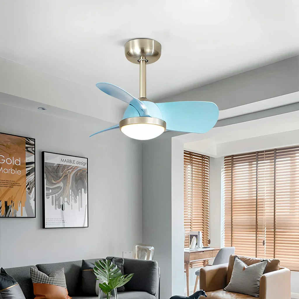 Einfacher Deckenventilator mit Licht für das Kinderzimmer | Desfino