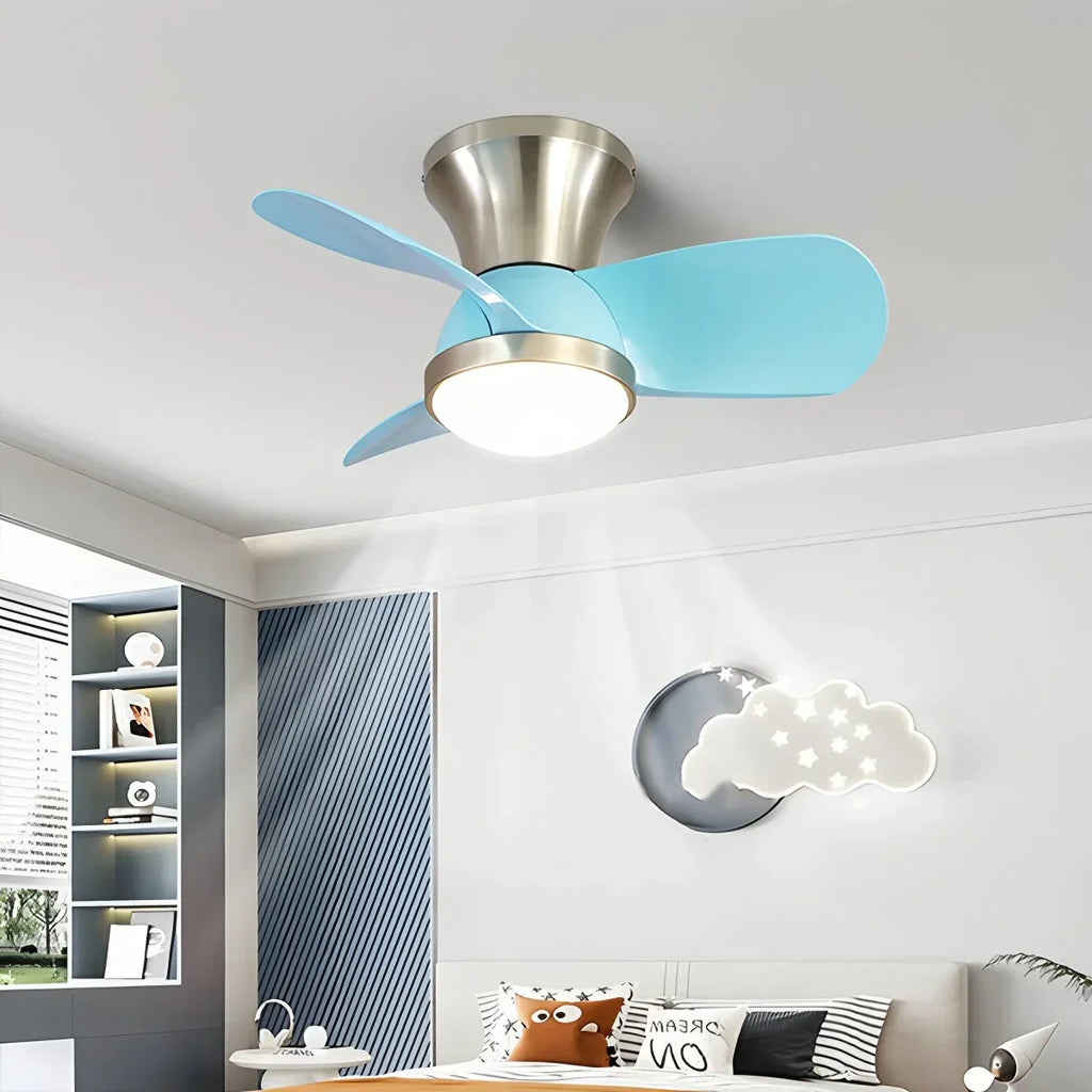 Einfacher Deckenventilator mit Licht für das Kinderzimmer | Desfino