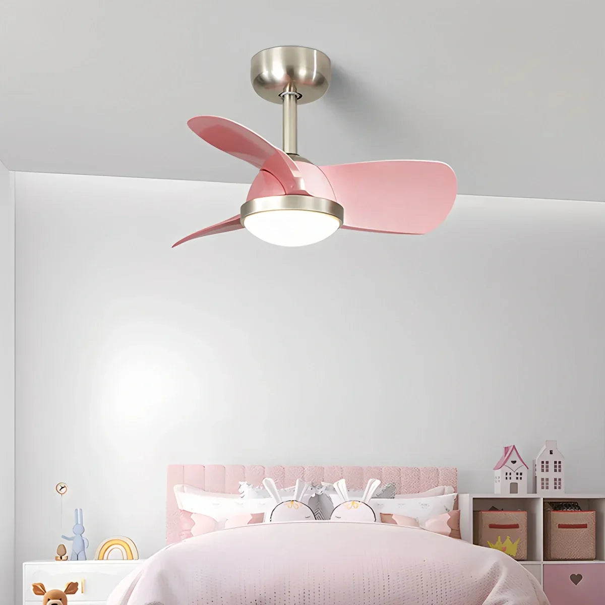 Einfacher Deckenventilator mit Licht für das Kinderzimmer | Desfino