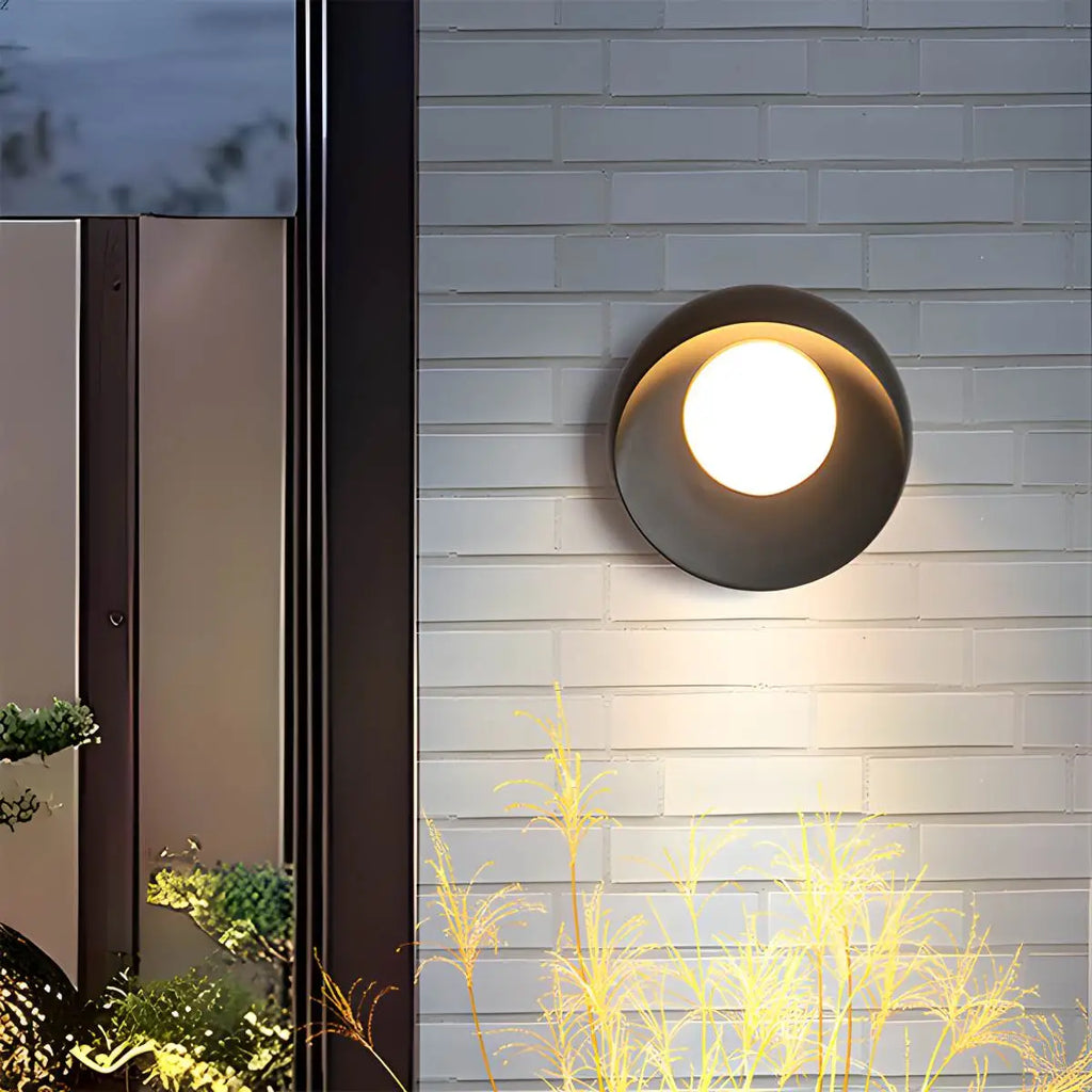 Outdoor Waterproof Garden Decorative Wall Sconce | Desfino