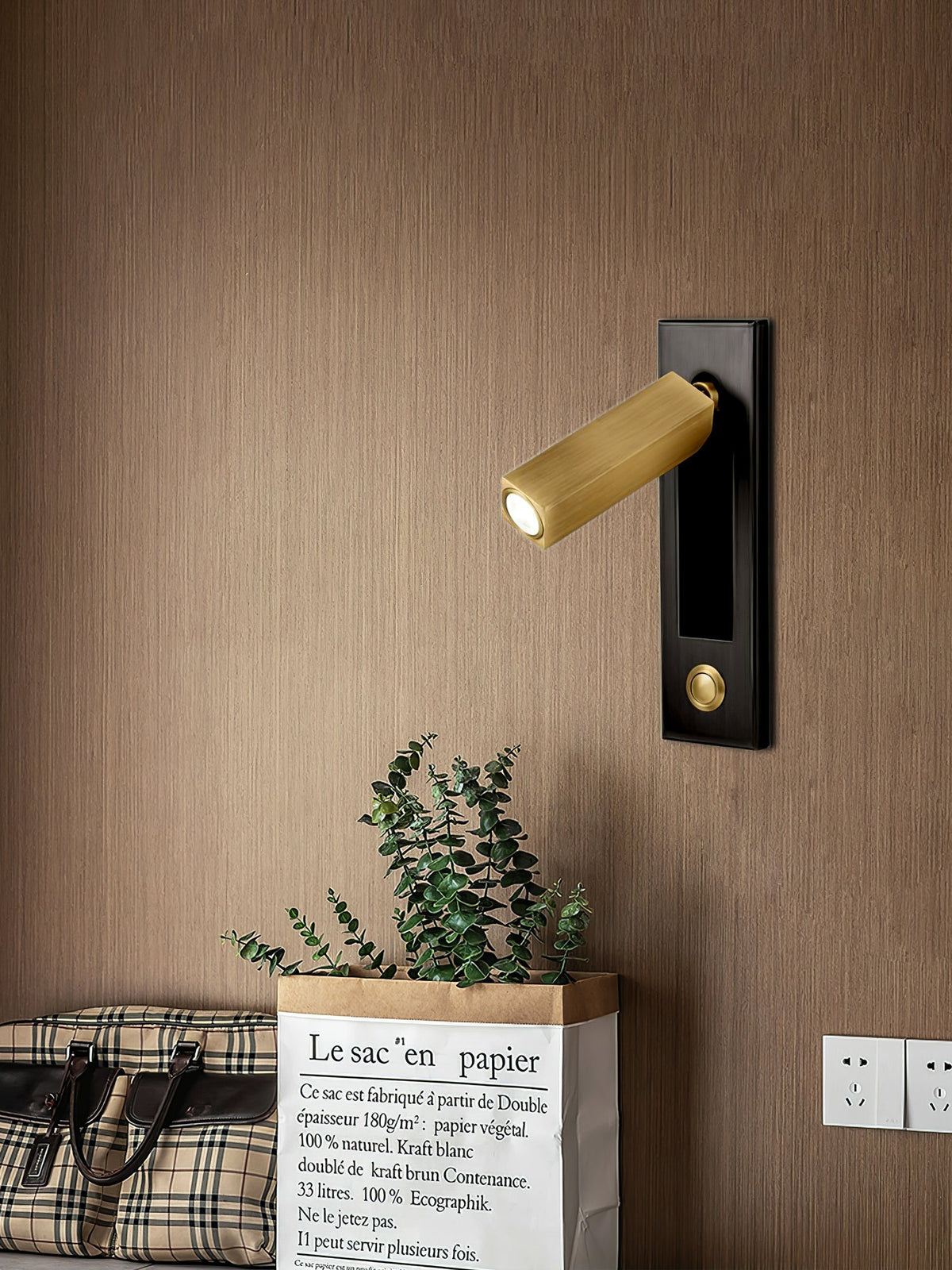Applique murale LED encastrée NexaWall pour chevet - Minimaliste et peu encombrante - Desfino