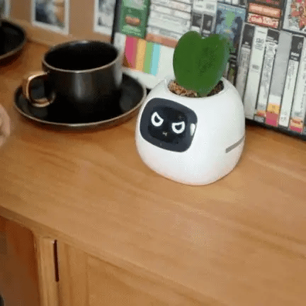 NexaGrow smart plantekrukke — 7 sensorer, AI-styret plantepleje - Desfino