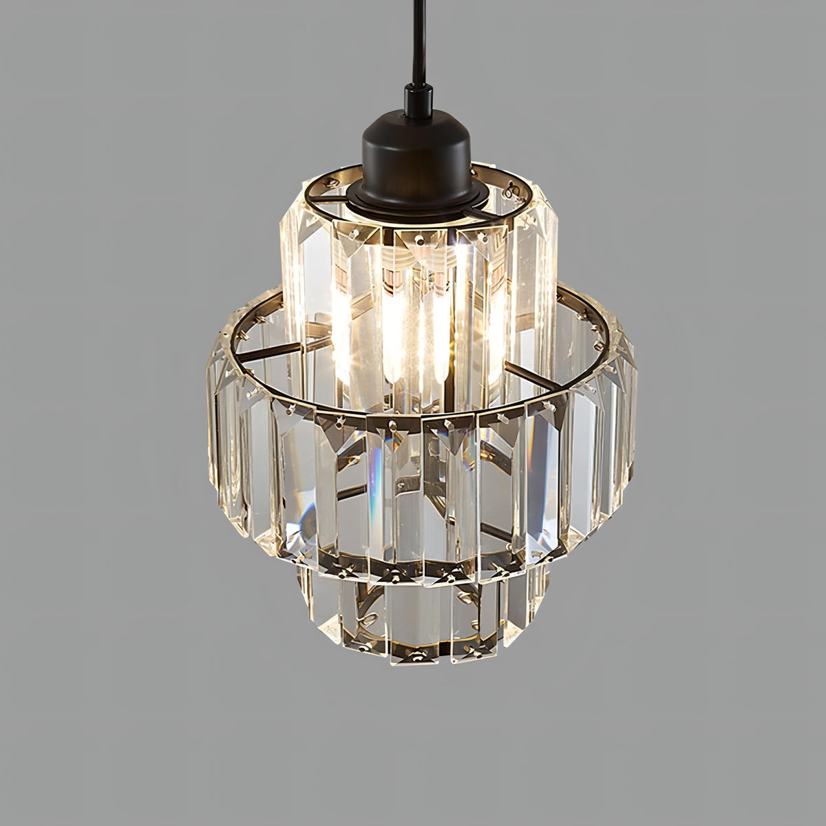 Aurelia gestreepte kristallen plafondlamp — zwart of goudkleurig snoer | Desfino