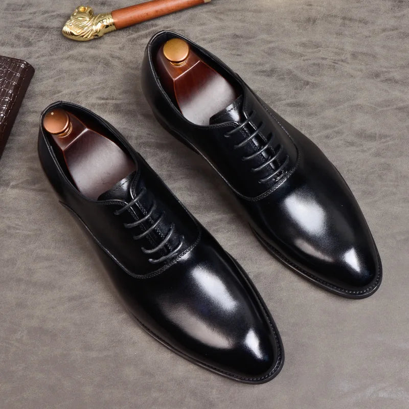 Sapatos Oxford de homem em pele italiana Aurelo — Estilo clássico com atacadores - Desfino