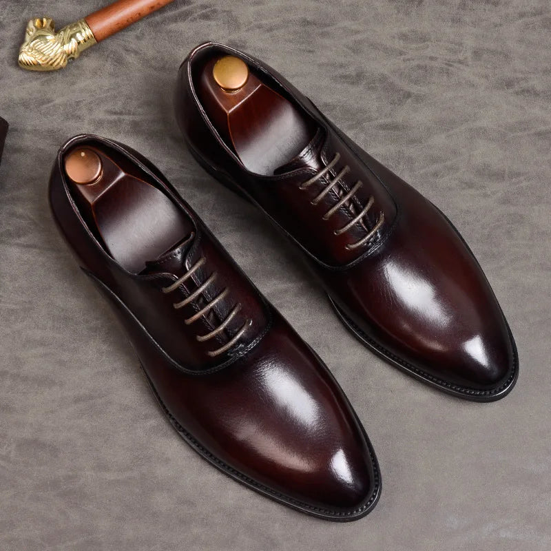 Sapatos Oxford de homem em pele italiana Aurelo — Estilo clássico com atacadores - Desfino