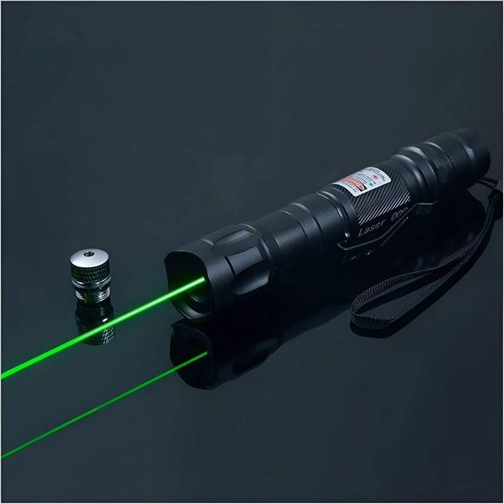 High-Power Green Laser Pointer, 532 nm — USB Rechargeable, 2000 m - Desfino