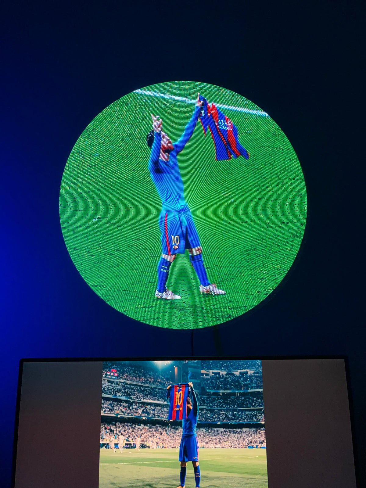 SpinRay 3DホログラフィックLEDファン - アプリ操作、Bluetoothオーディオ - Desfino