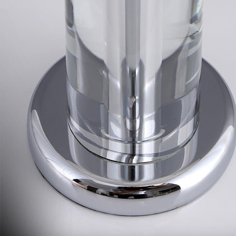 Moderne Kristall-Tischlampe — Elegantes warmes Akzentlicht - Desfino