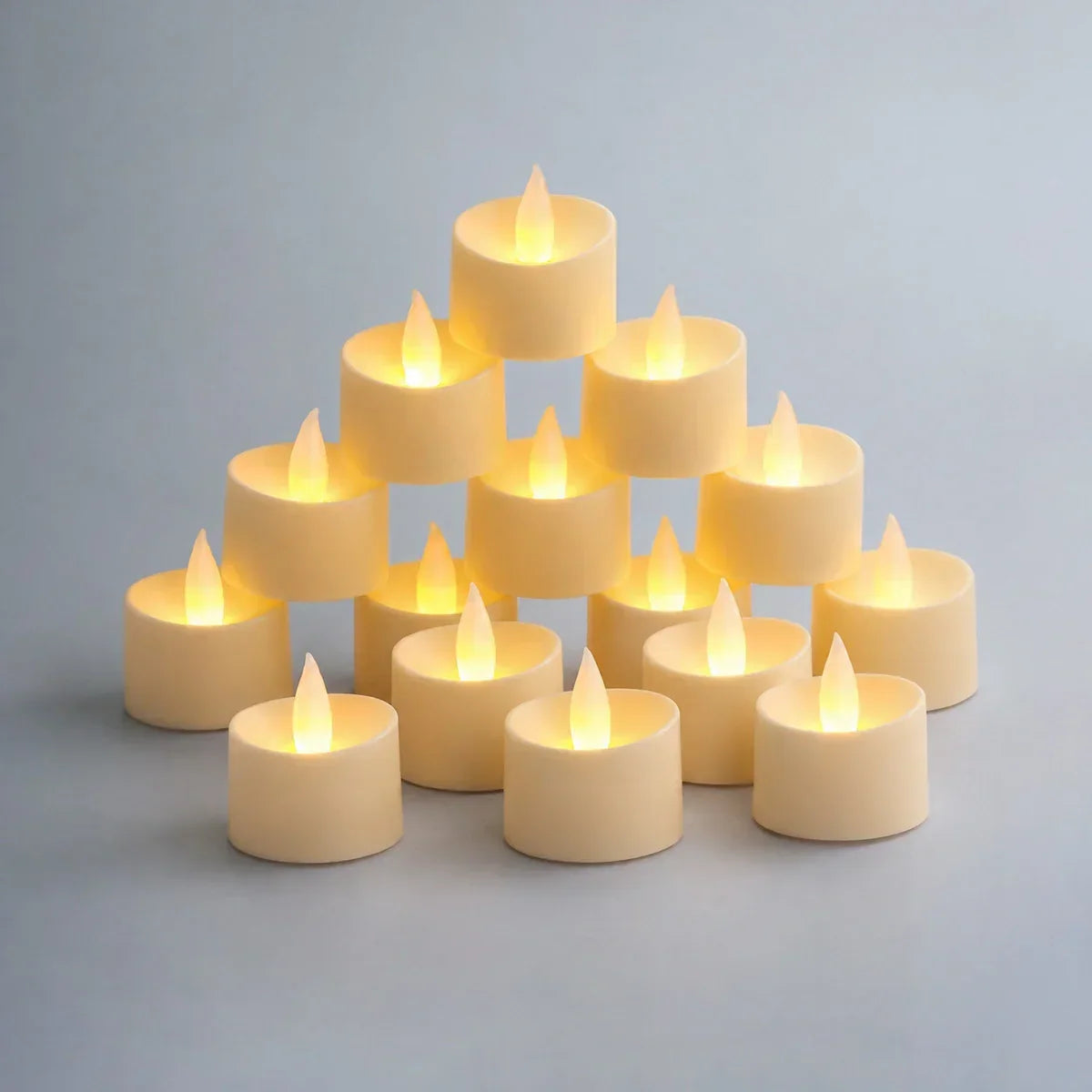 Realistische flammenlose LED-Teelichter, 100er-Pack × 18 | Desfino