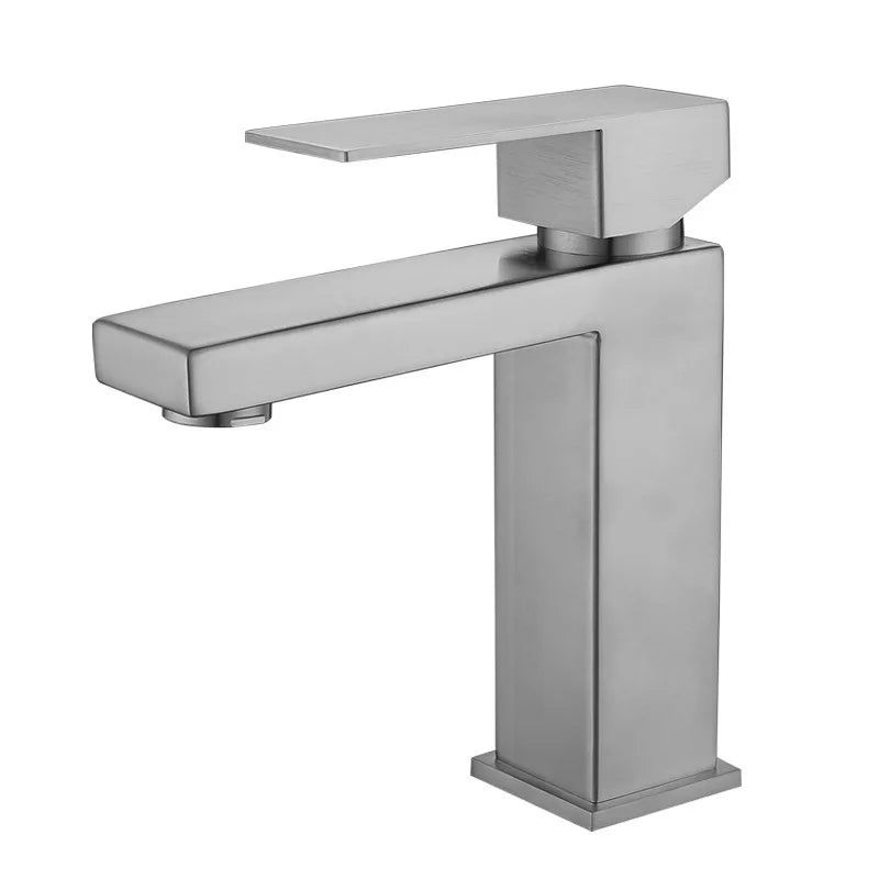 Astraea modern badrumsblandare — ettgreppsdesign - Desfino