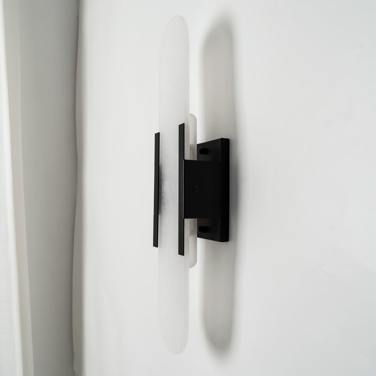 Lunara Elongated Alabaster Wall Lamp — Warm Modern Glow - Desfino
