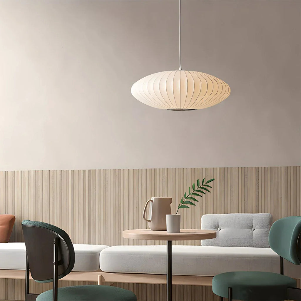 Vintage-LED-Pendelleuchte aus Seide in Laternenform | Desfino