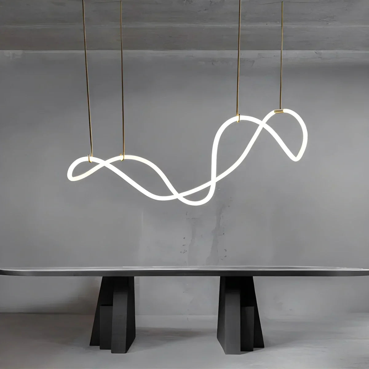 Moderne LED-Pendelleuchte mit langem Kabel für das Esszimmer | Desfino