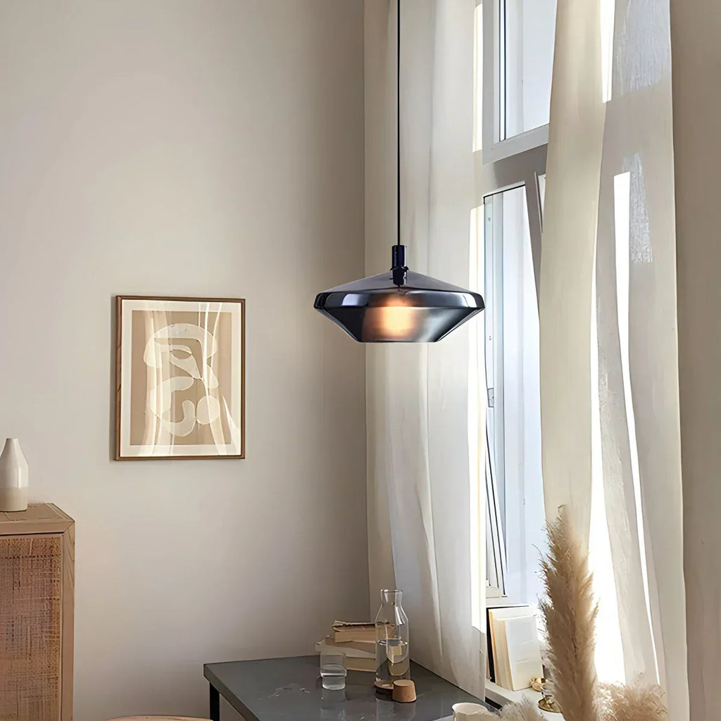 Moderne minimalistische LED-Glaspendelleuchte für die Küche | Desfino