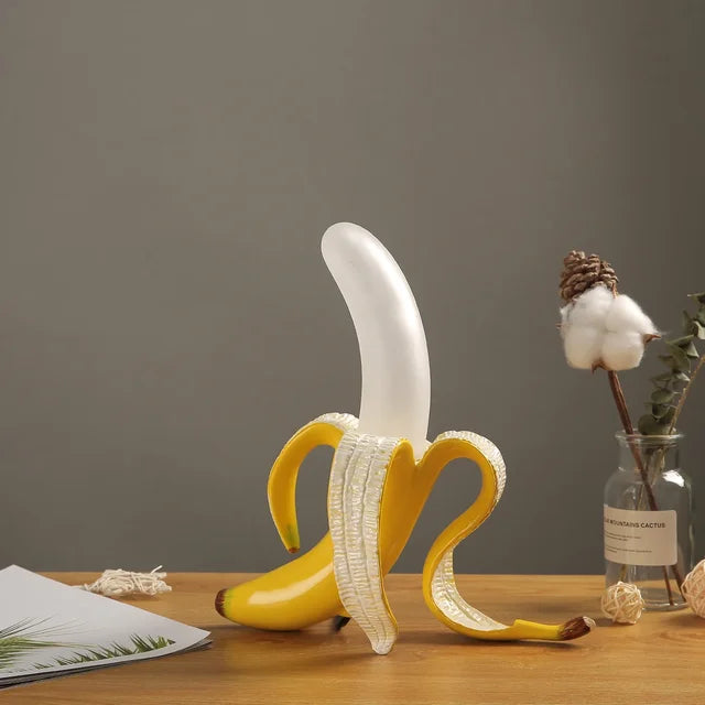 BananaShine Bananenlampe — Tischleuchte in Bananenform, verspielte Dekoration - Desfino