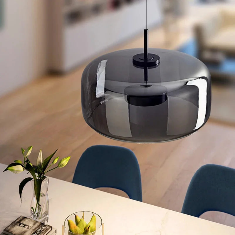 Aurelo moderne pendel med glaskugle — minimalistisk lys - Desfino