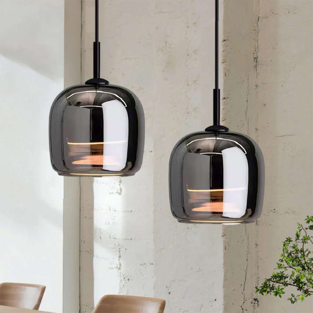 Závěsné světlo Arden Black — výška 18 cm, severský design