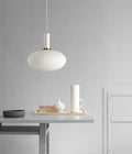 Nordisk pendellampe i rillet glass — moderne varm-hvitt lys - Desfino