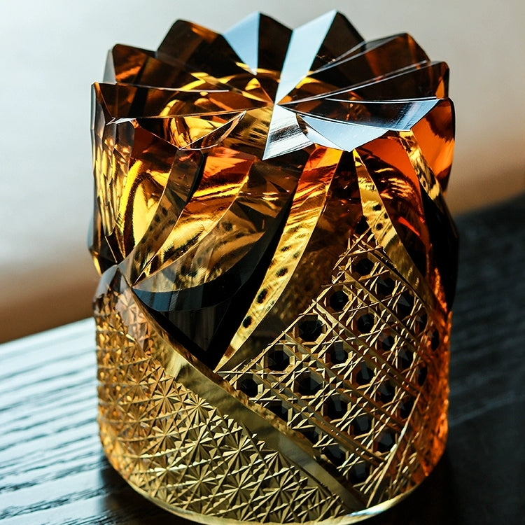 Bicchiere da whisky Kirei Dark Knight con scatola in legno — Realizzato a mano in stile Edo Kiriko - Desfino