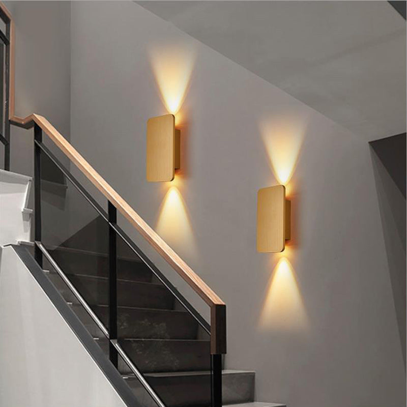 Obdélníková nástěnná LED lampa LumaRect — teplé interiérové osvětlení - Desfino