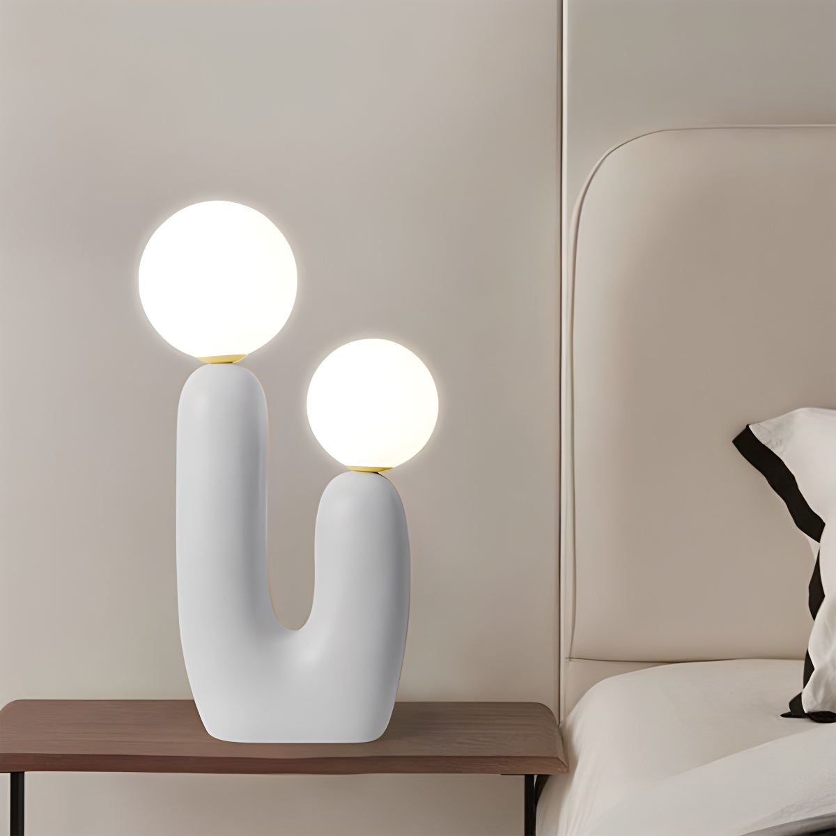 Rau strukturierte Harztischlampe | Desfino