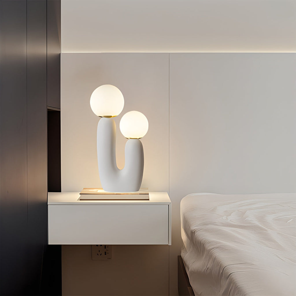 Rau strukturierte Harztischlampe | Desfino