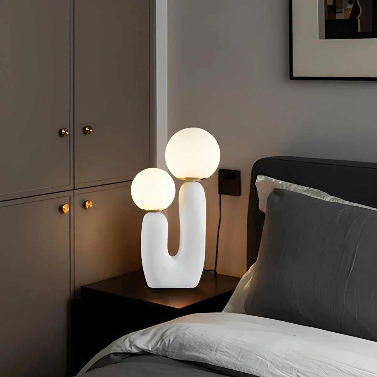 Rau strukturierte Harztischlampe | Desfino