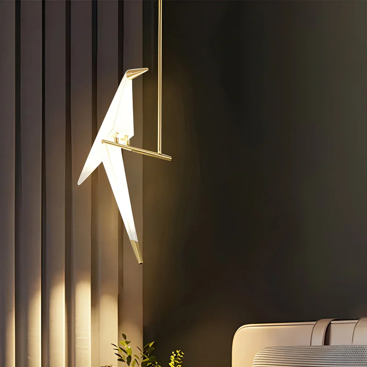 Kronleuchter mit Papierkranich für das Esszimmer | Desfino