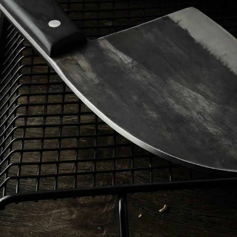Couteau de chef serbe Almazan — Acier au carbone forgé à la main, soie pleine G10 - Desfino