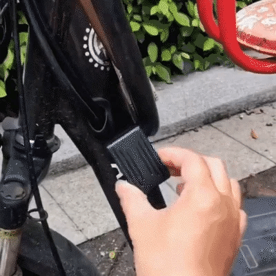 Kompakter magnetischer GPS-Fahrzeugfinder — kein Abonnement, Echtzeit-Ortung