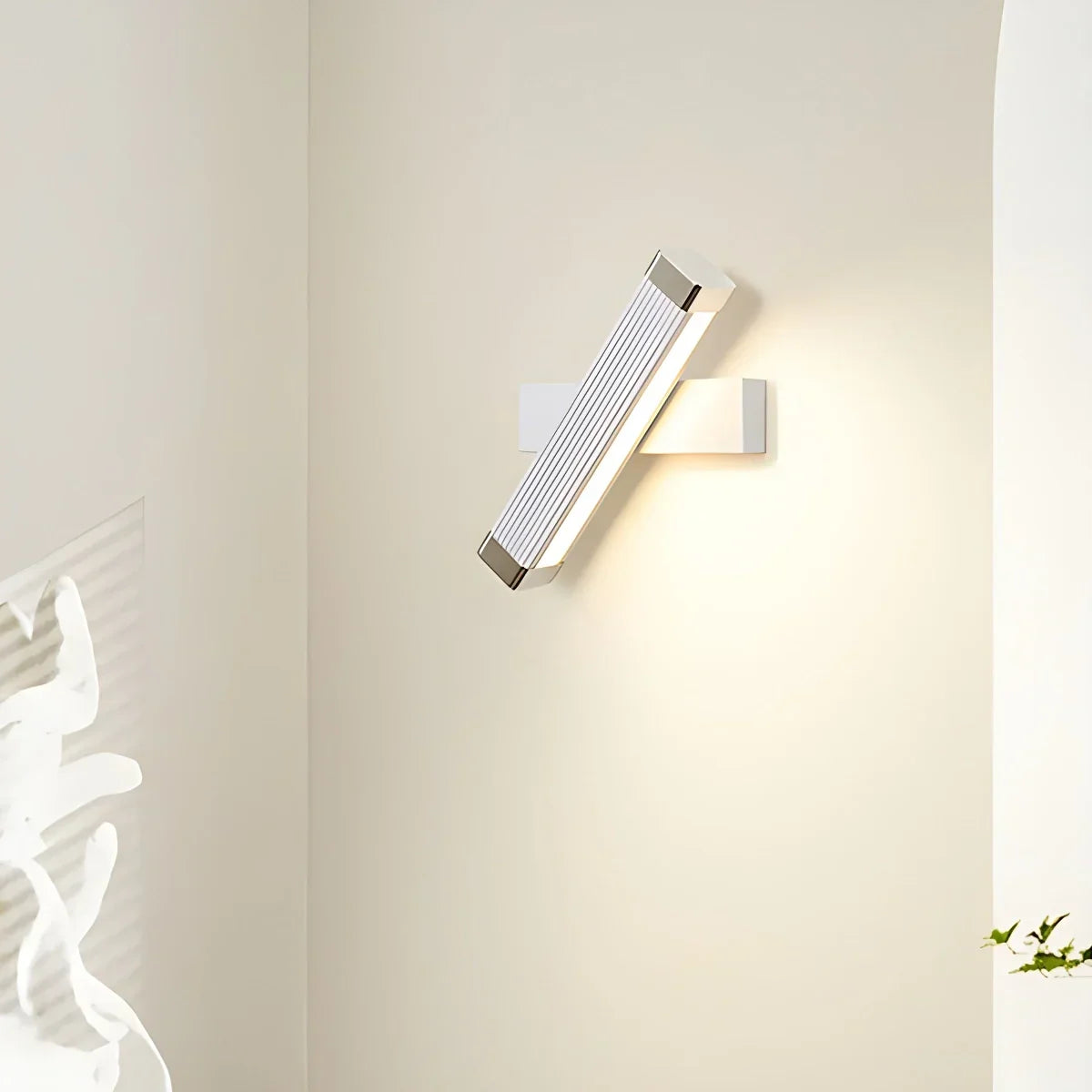 Rotatable Roman Column Wall Lamp | Desfino