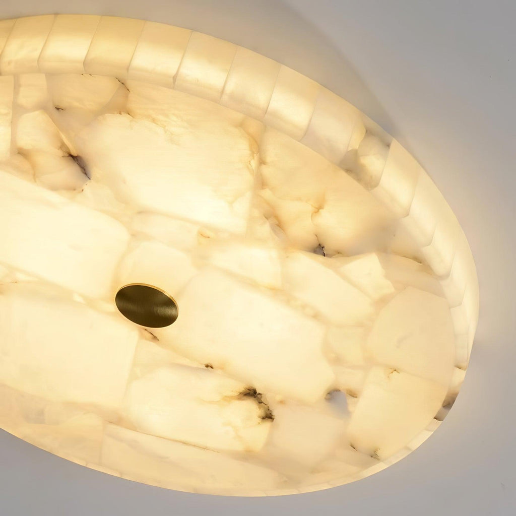 Asterra loftslampe i alabast — klassisk cirkulært design | Desfino