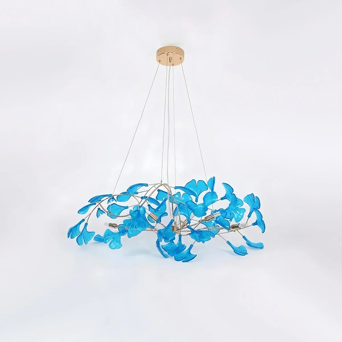 Kronleuchter mit Ginkgoblättern aus Acrylglas für den Essbereich | Desfino