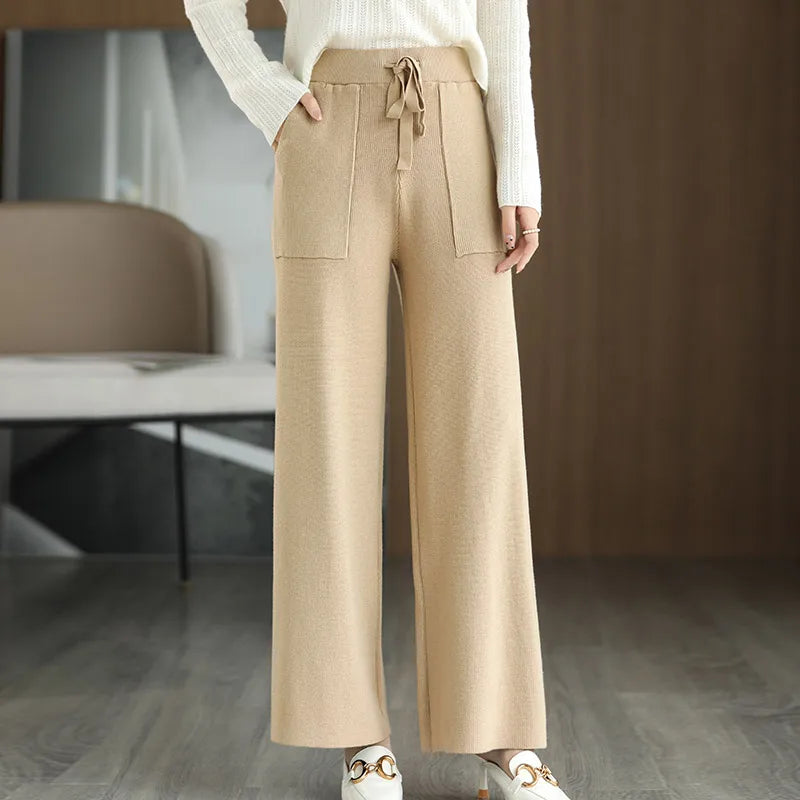 Aveline 100% Wool Relaxed-Fit Wide-Leg Sweatpants - Desfino