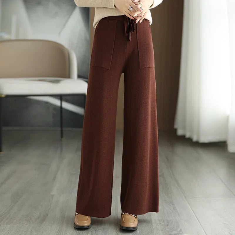 Aveline 100% Wool Relaxed-Fit Wide-Leg Sweatpants - Desfino