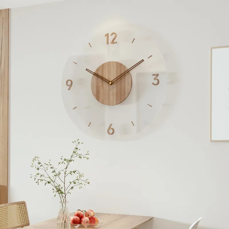 Aeron vægur i massivt træ — minimalistisk, lydløst kvartsur - Desfino