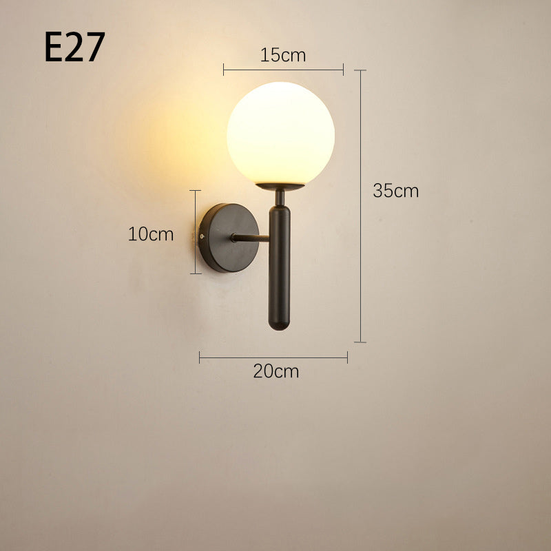 מנורת קיר חסכונית באנרגיה AuraNova — מנורה מודרנית לחדר השינה - Desfino