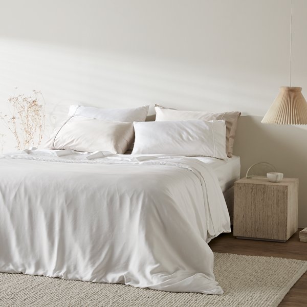 Housse de couette LumaWeave en satin — Contrôle des odeurs grâce au charbon - Desfino